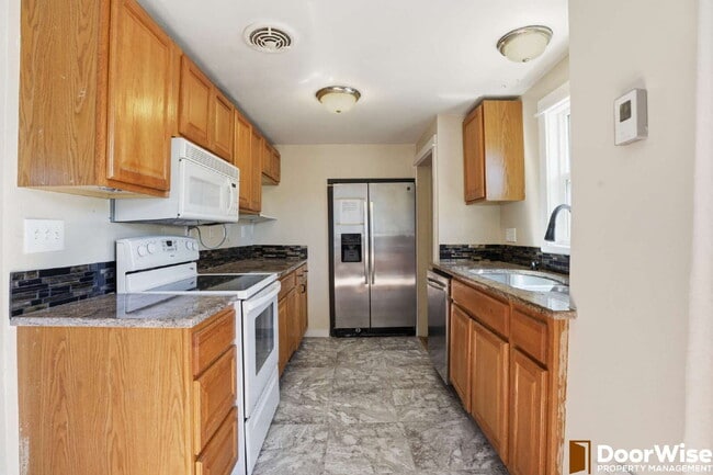 Photo - Charming 4-Bed Newberg Home!