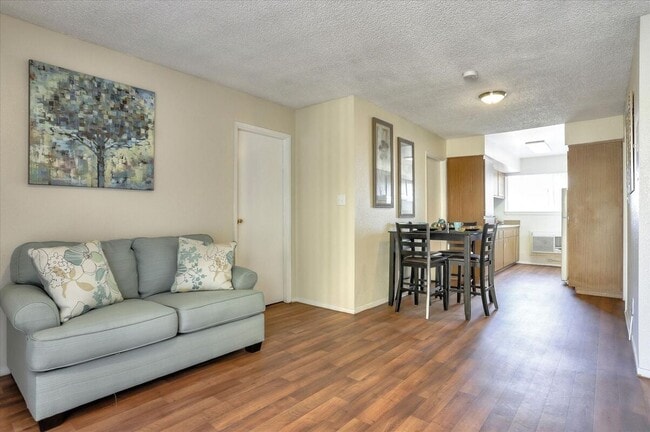Quail Ridge Apartment Homes