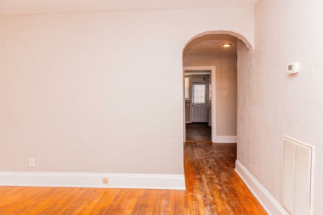 Photo - 3413 Stuart Ave Unit Apt #1st Flr