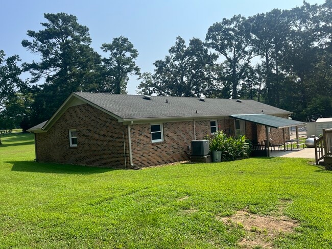 Photo - 1194 Bird Spring Rd SW