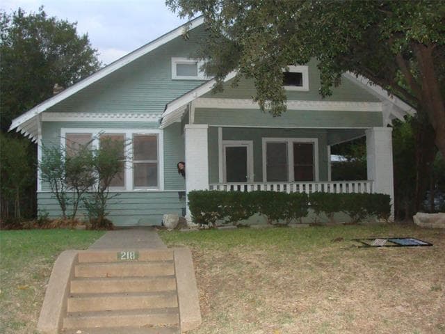 Building Photo - 218 N Windomere Ave