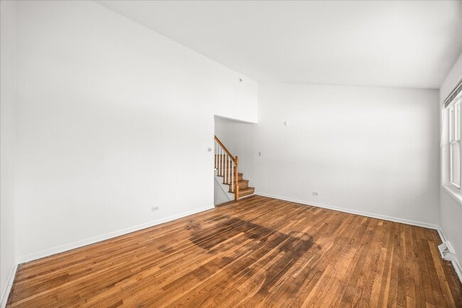 Photo - 13313 S Eberhart Ave