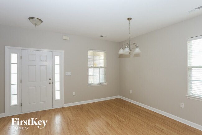 Photo - 1440 Bottle Brush Ln