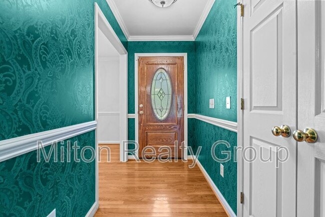 Photo - 464 Tirzah Dr