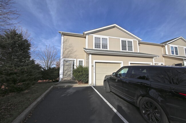 Photo - 2813 S Walnut St Townhome