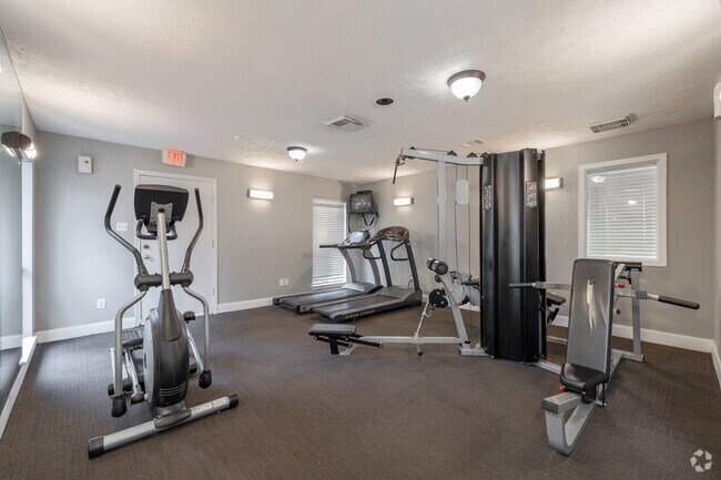 Fitness center - Park Trails