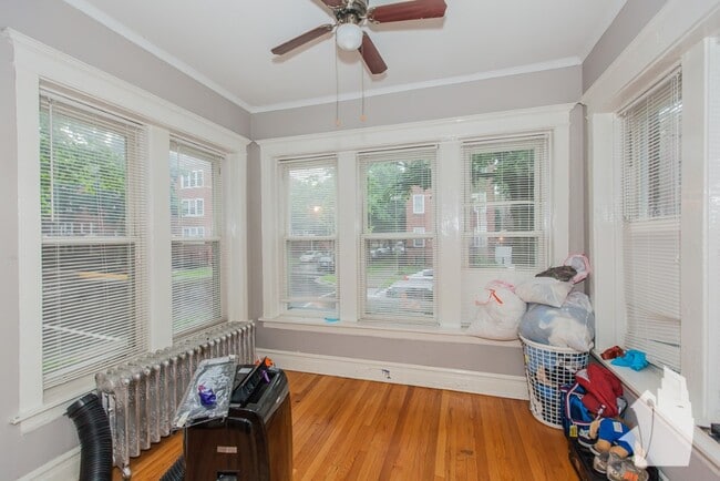 Photo - 2061 W Birchwood Ave Unidad 1