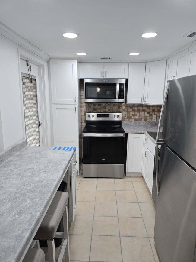 Photo - 3150 N Palm Aire Dr Unit 108