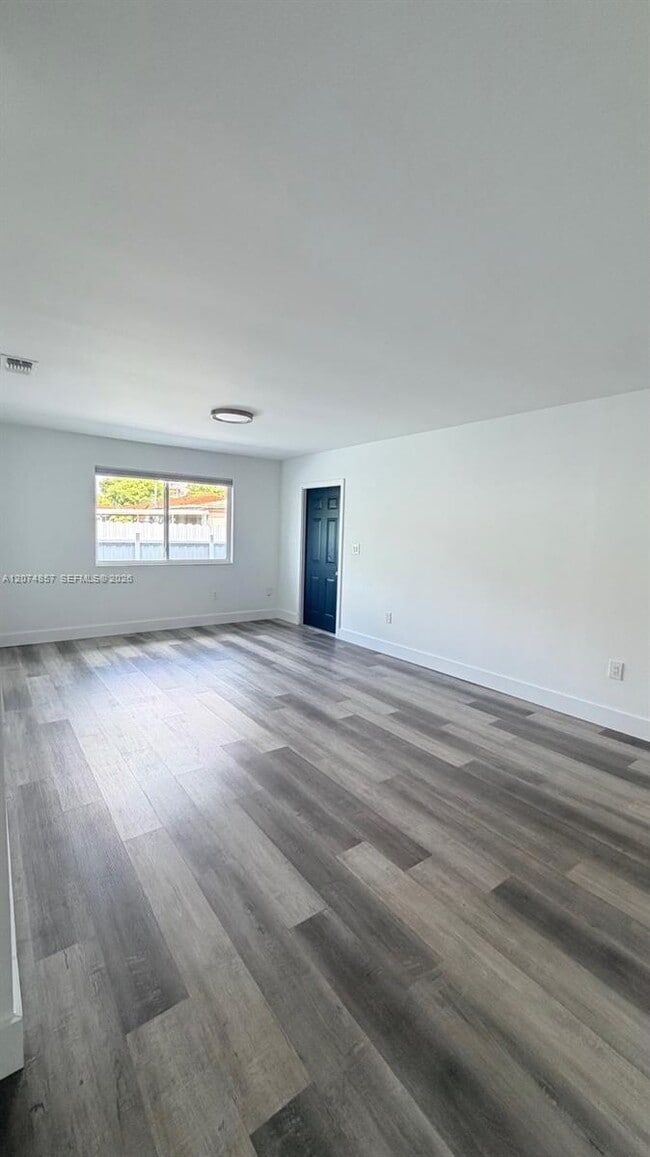 Photo - 3144 SW 23rd St Unit 3144