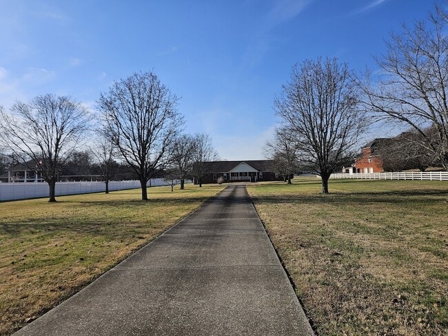 Photo - 1876 S Mt Juliet Rd