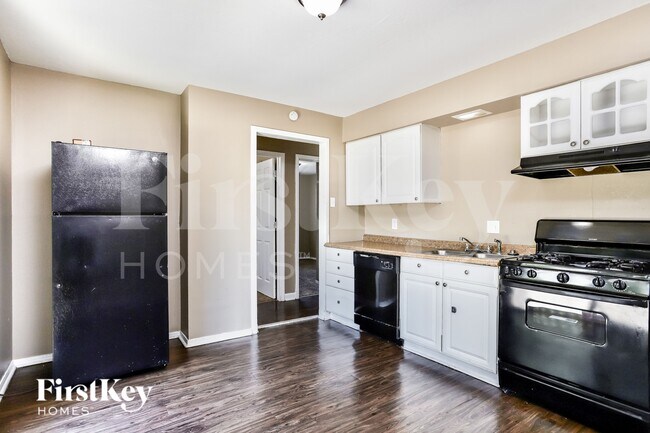 Photo - 9963 Meadow Ave