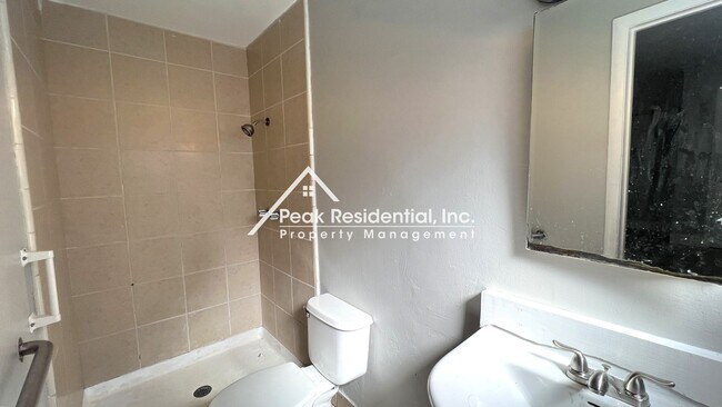 Photo - CSt321 Unit #B