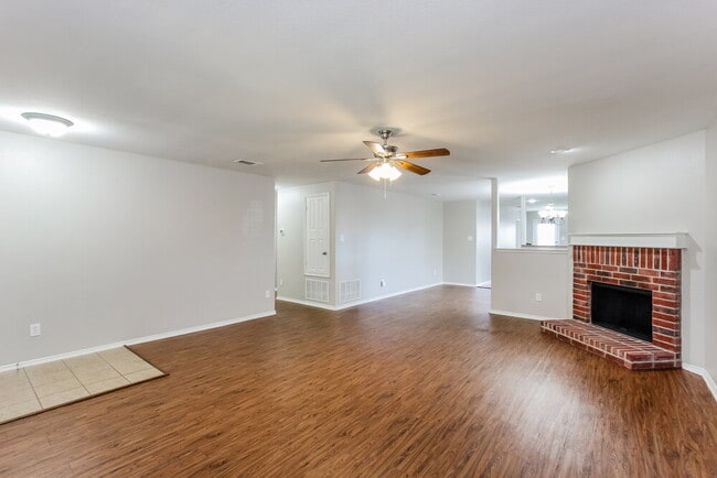 Photo - 314 Coneflower Dr