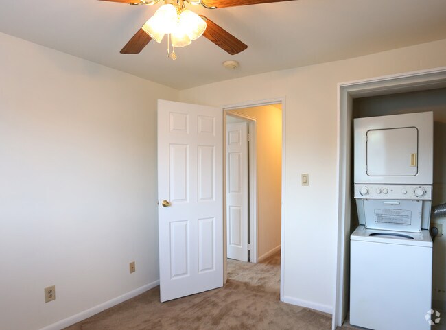 The Village of Pickering Run Apartments