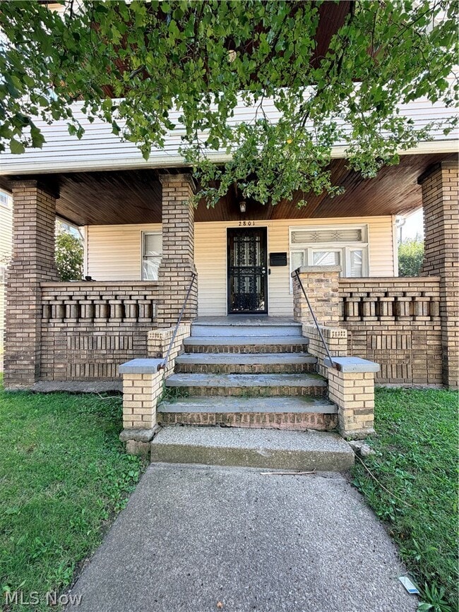 Building Photo - 2801 E 125th St Unit 2