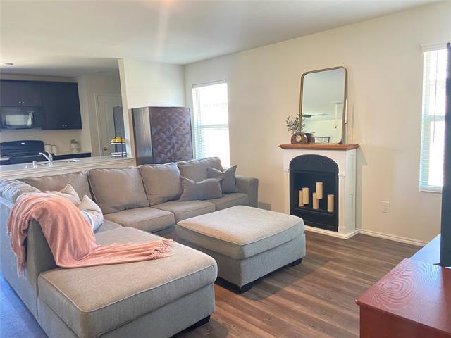 Photo - 408 Westpark Dr