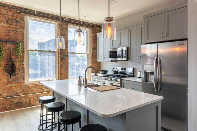 Photo - 1906 Elm St Unidad ID1056054P