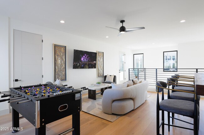 Photo - 4707 N 73rd St