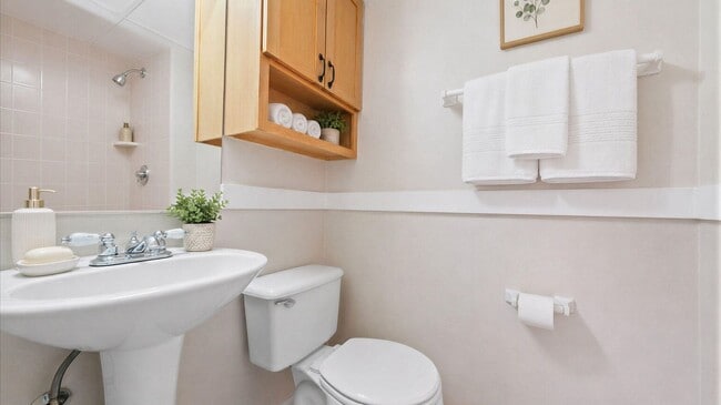 Photo - 2225 E Buchtel Blvd Unit 312