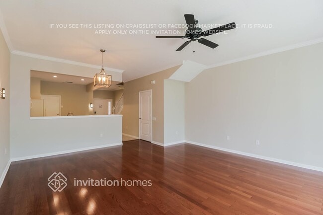 Photo - 26533 Castleview Way