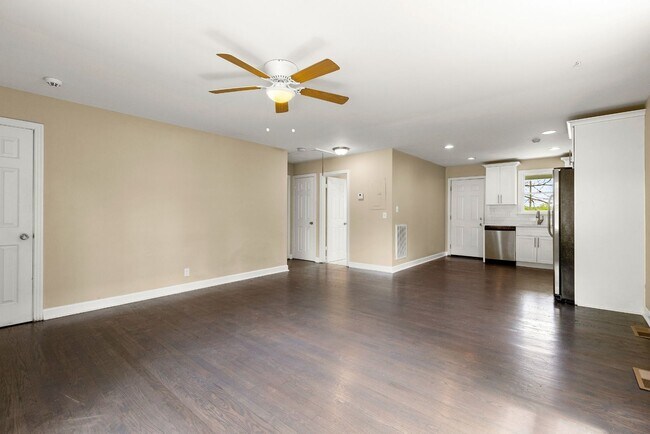 Photo - 1025 N 6th St