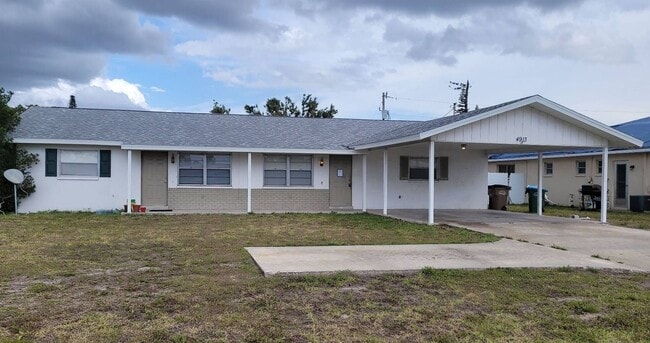 Building Photo - WR-30 Oaks Duplex- FOR SALE Unit A