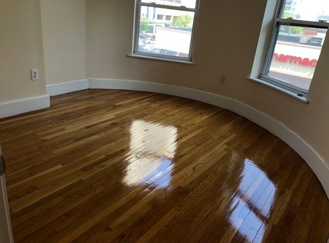 Photo - 883 Harrison Ave Unit 3