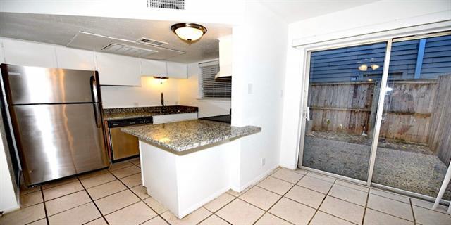 4033 Gilbert Ave Unit 103