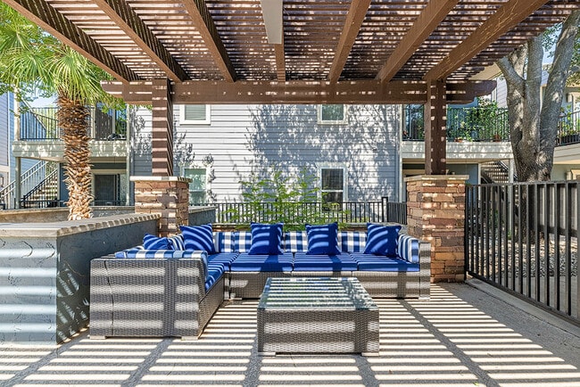 Austin Midtown Apartments