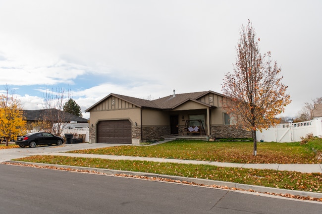 Photo - 1676 S 500 W St