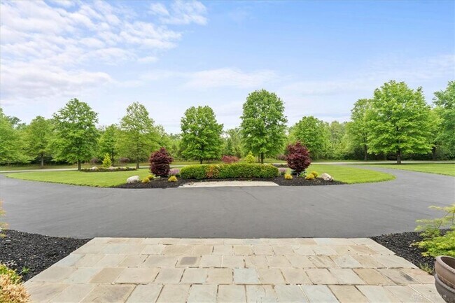 Photo - 9020 Whisperinghill Dr