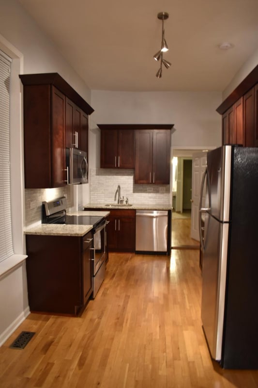 Photo - 1252 N Greenview Ave Unit 1