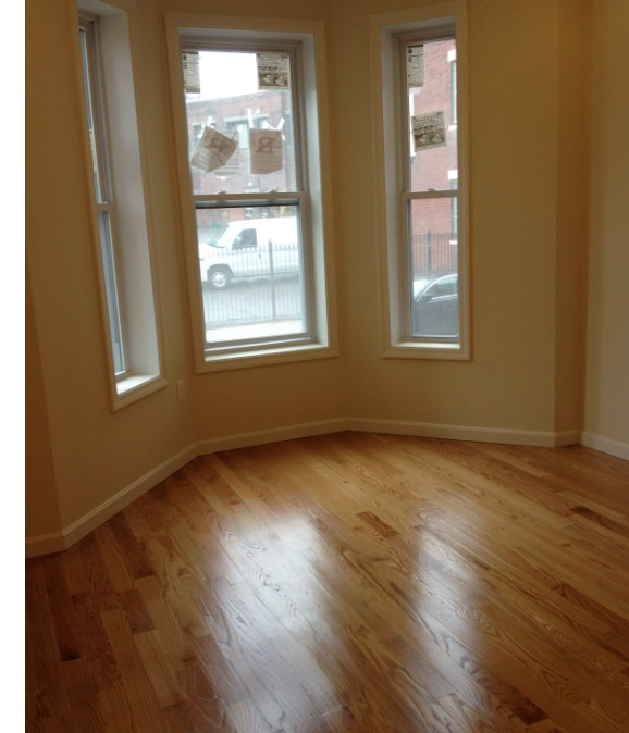 Building Photo - 10 Moreland St Unit 2