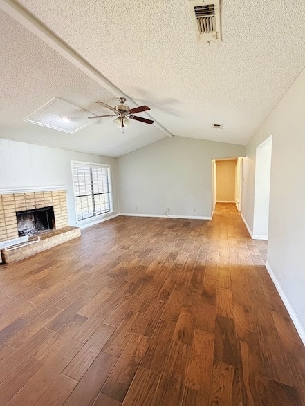 Photo - 607 Springtime Dr