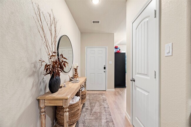 Photo - 9703 Paloma Creek Dr