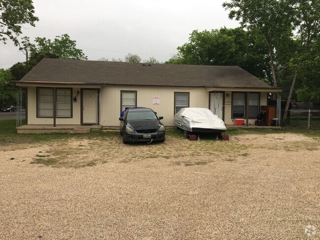 Building Photo - 1810 N Gray St Rental