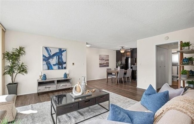 Photo - 1745 Maple Ave Unit 68B