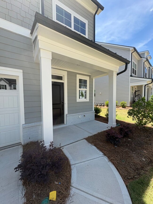 Photo - New Construction 3BR/2.5 BA in Griffith Lakes