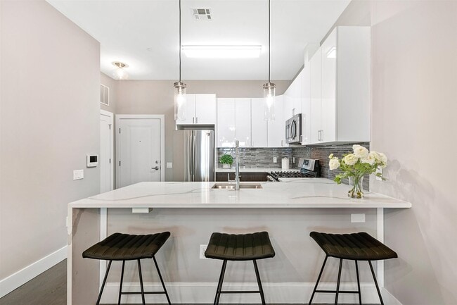 Photo - 313 PINE St Unit 502