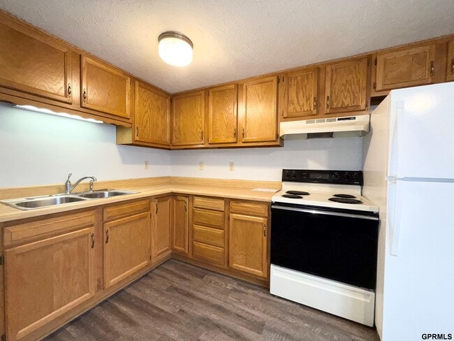 Photo - 2806.5 Jackson St