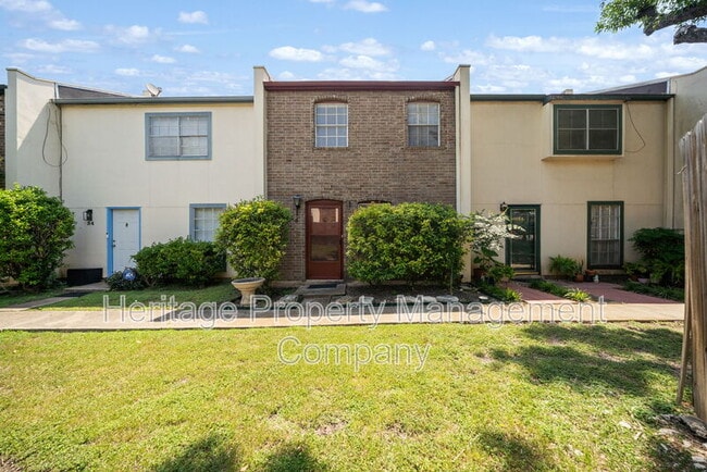 Building Photo - 6427 Wurzbach Rd Unit #35 Rental
