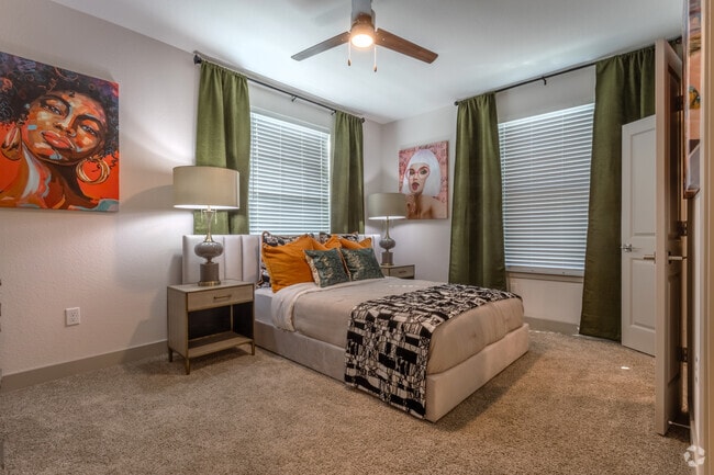 2BR, 2BA - 1,067 SF - First Bedroom