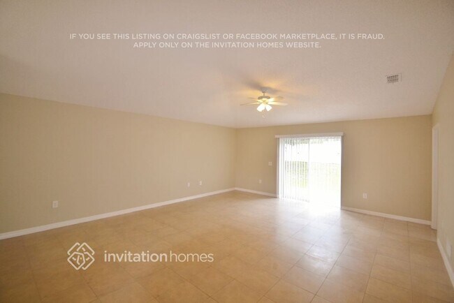 1556 Deerfield Ave