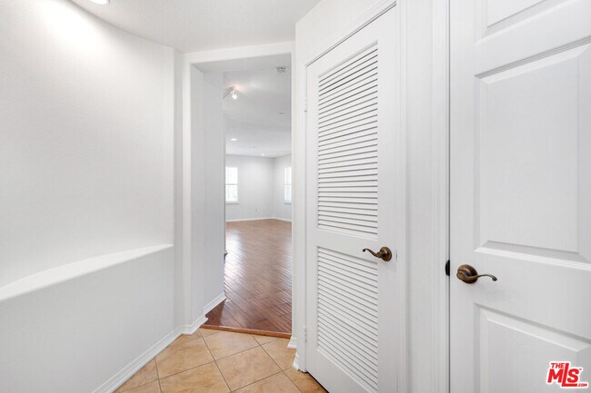 Photo - 13080 Pacific Promenade Unidad 312