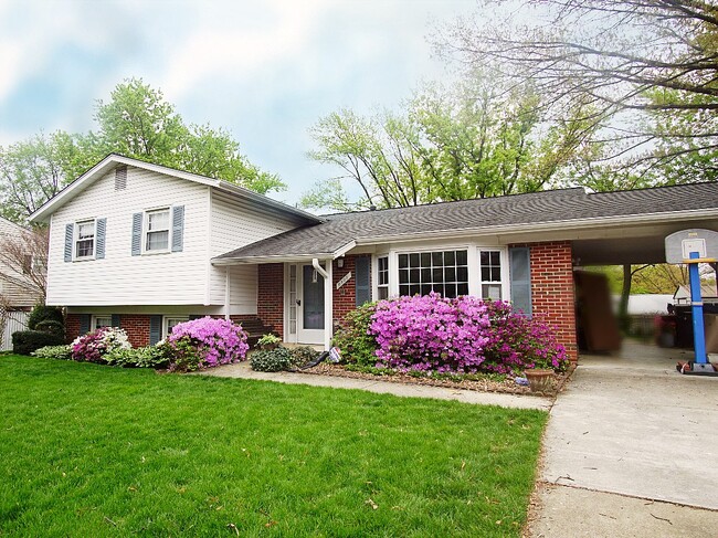 Photo - 8507 Woodside Ct