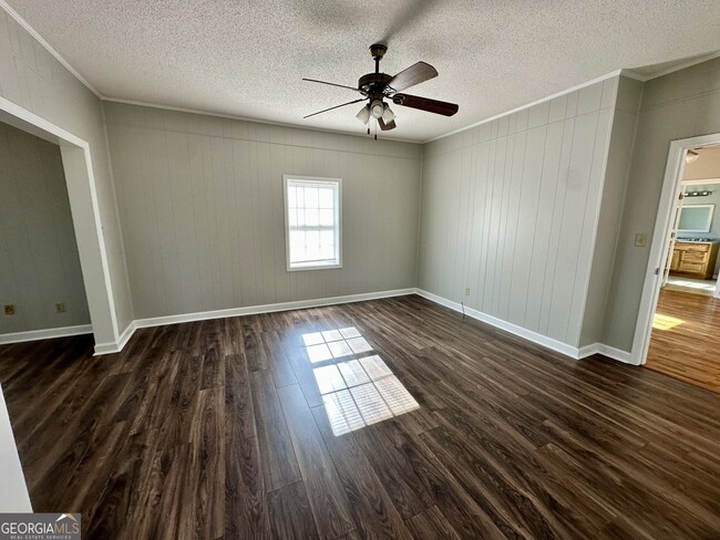 Photo - 1013 Walke Dairy Rd