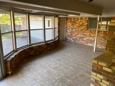 Photo - 1405 Blanton Pl House