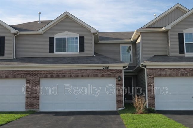 Building Photo - 7106 Country Club Hills Dr