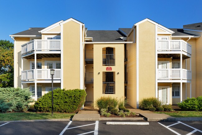 Brentwood Oaks Apartments For Rent in Nashville, TN