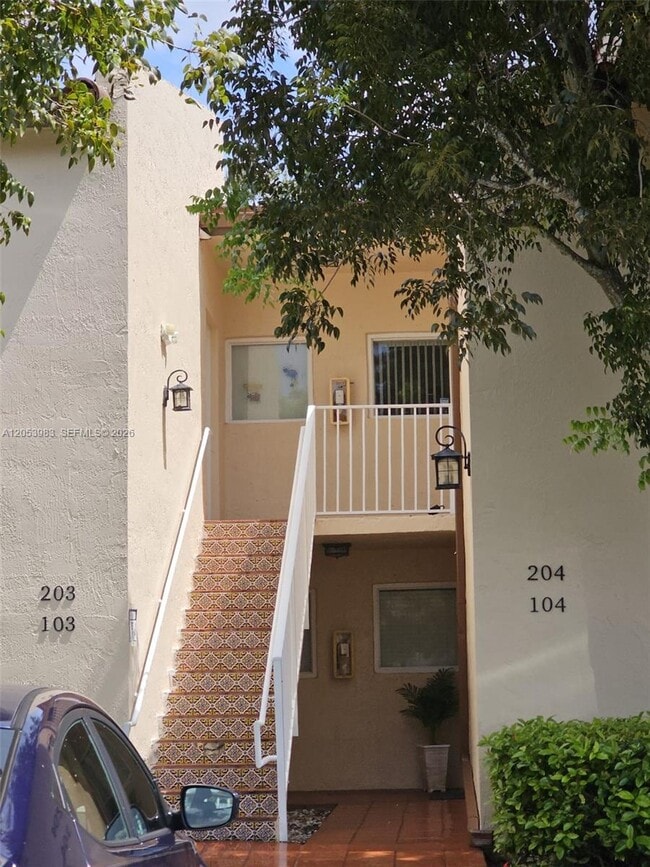 Building Photo - 15721 SW 137th Ave Unit 204